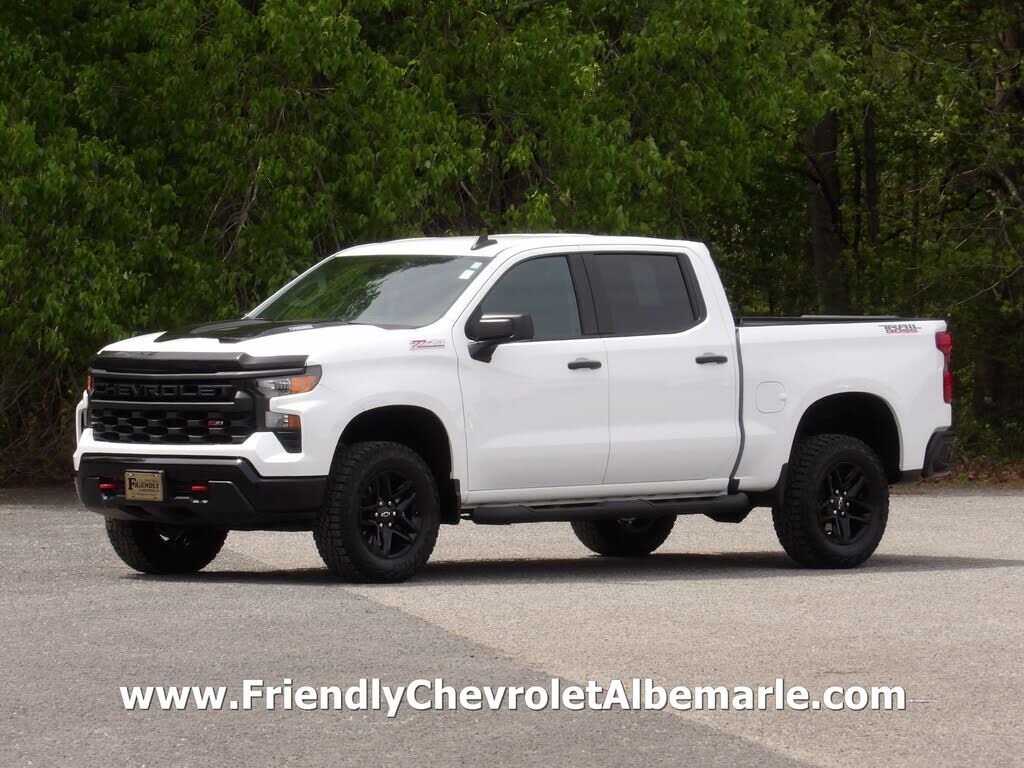 2024 CHEVROLET Silverado