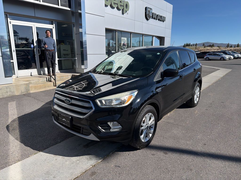 2017 FORD Escape