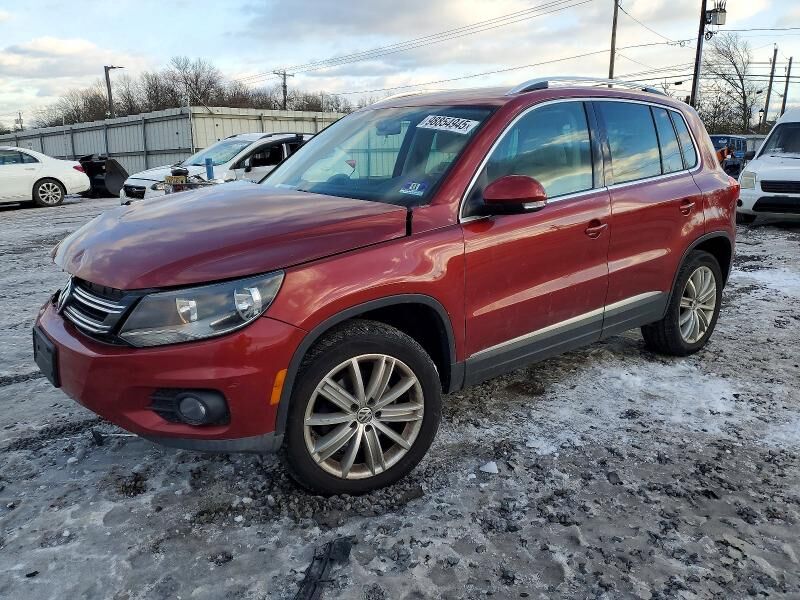2015 VOLKSWAGEN Tiguan
