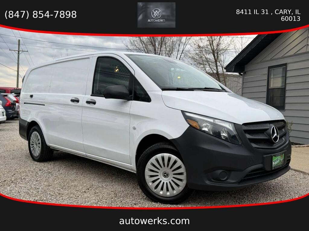 2022 MERCEDES-BENZ METRIS