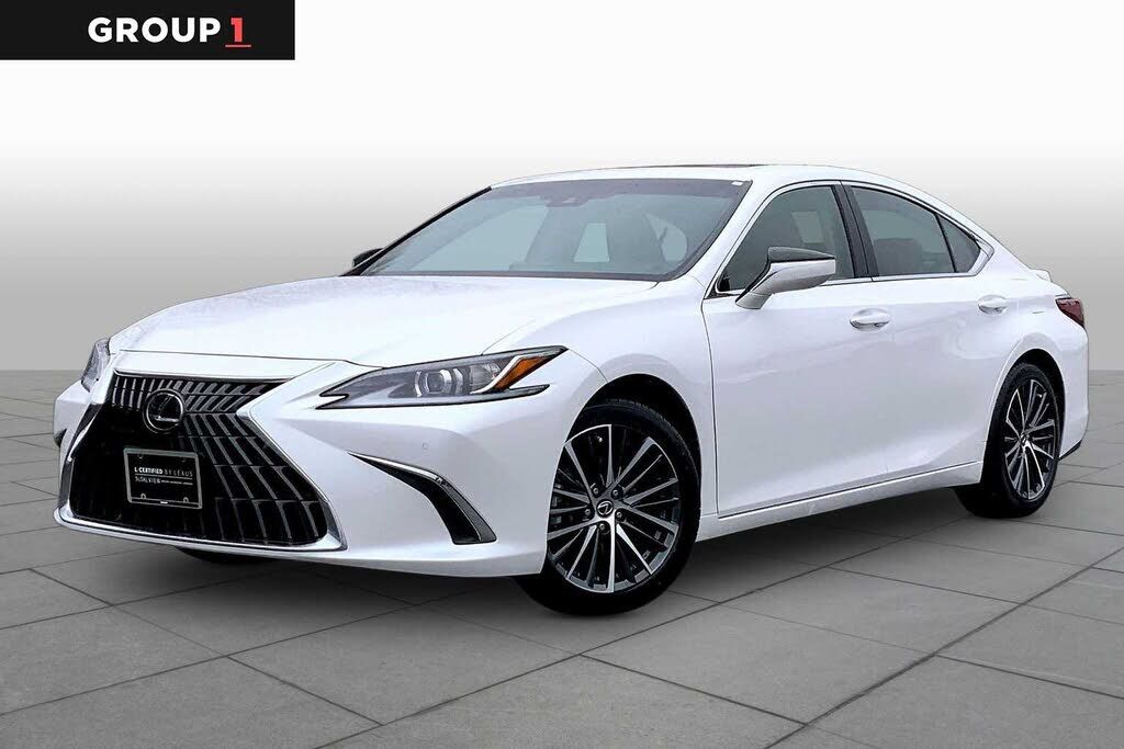 2025 LEXUS ES