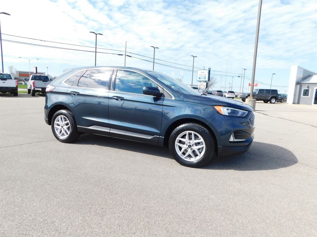 2024 FORD Edge