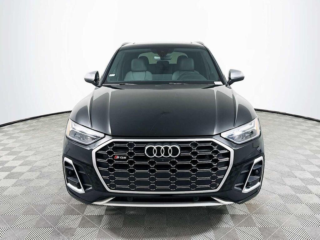2022 Audi SQ5