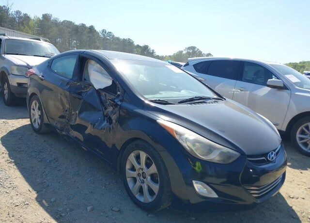 2012 HYUNDAI Elantra