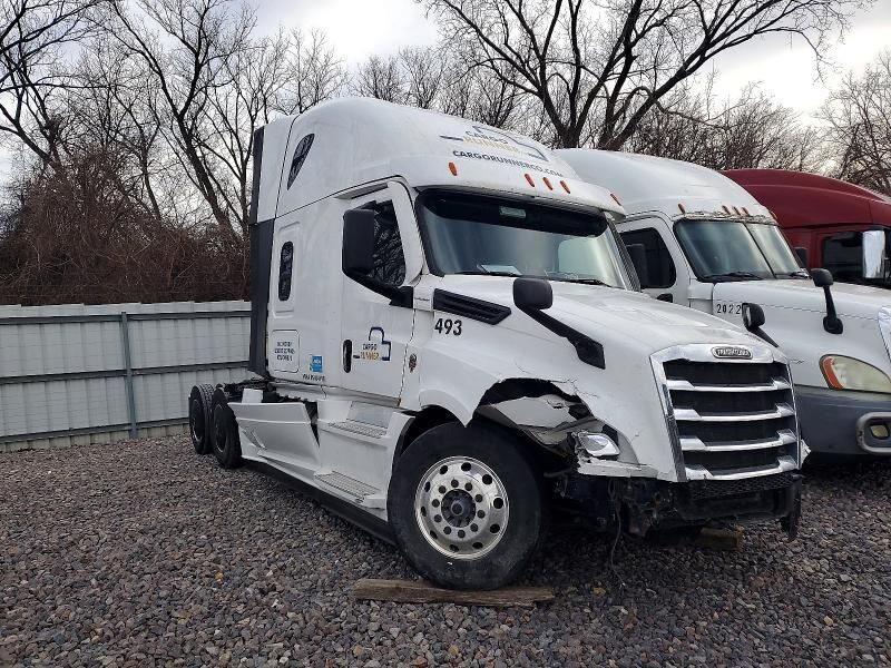 2023 FREIGHTLINER Cascadia