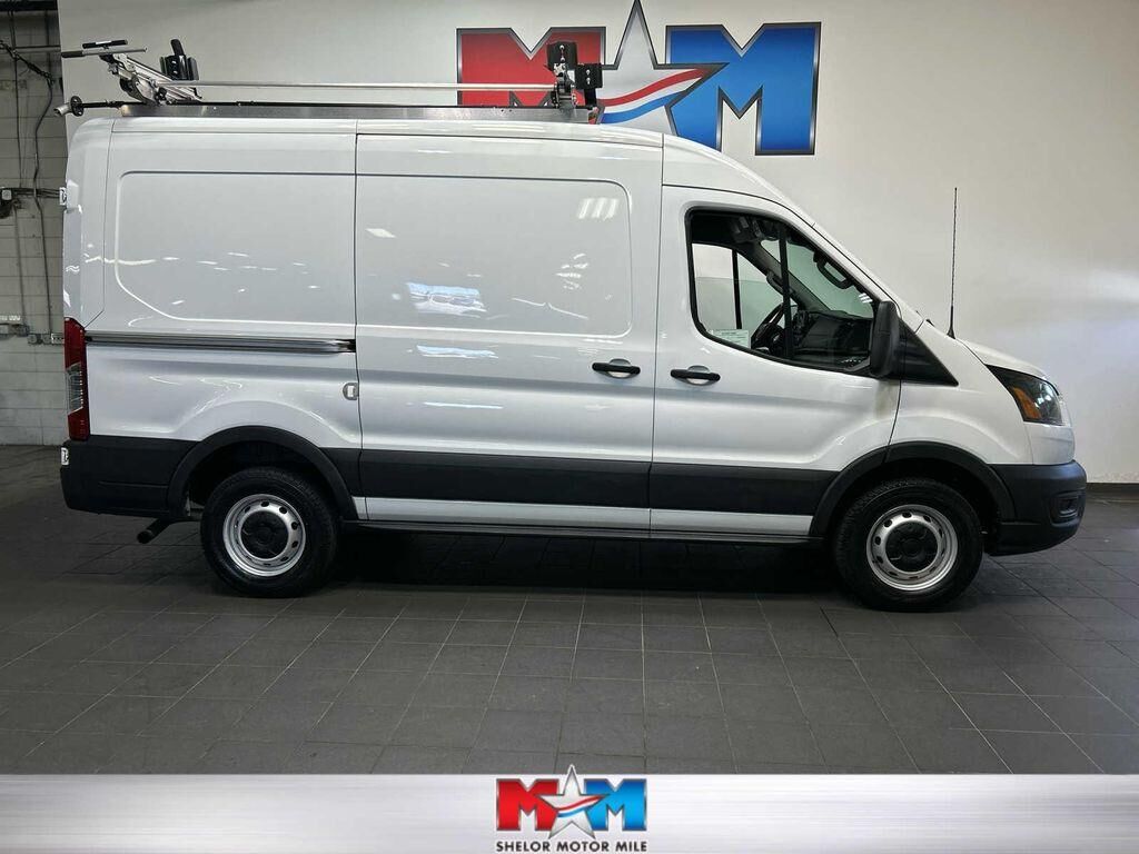 2022 FORD Transit