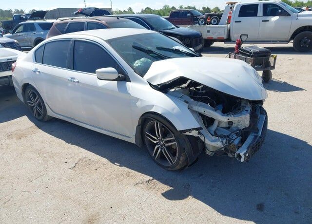 2017 HONDA Accord