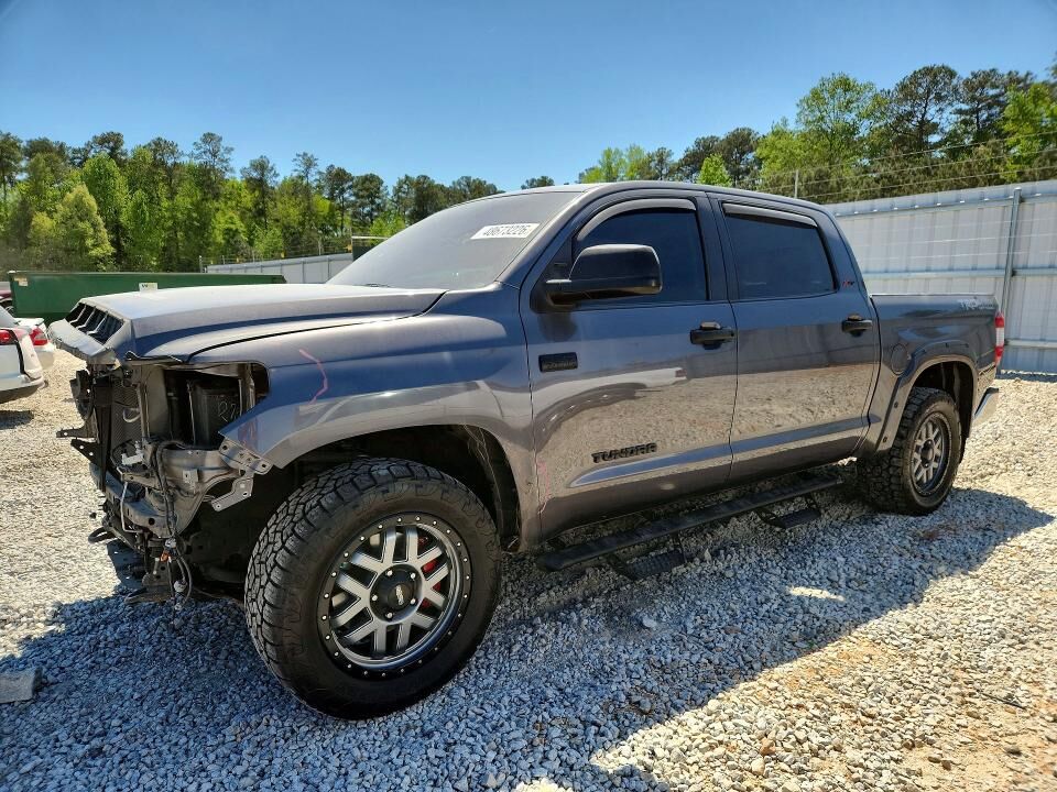 2018 TOYOTA Tundra