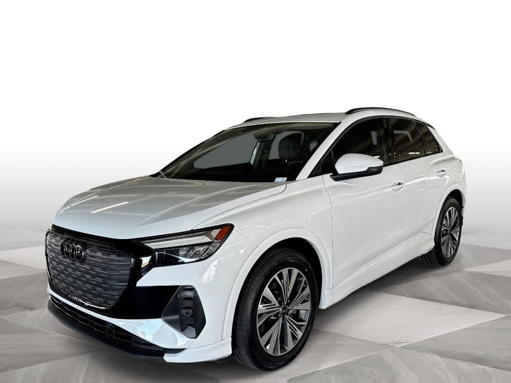 2025 AUDI Q4