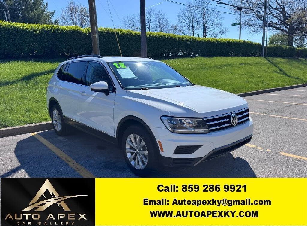2018 VOLKSWAGEN Tiguan