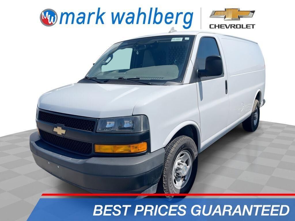 2022 CHEVROLET Express