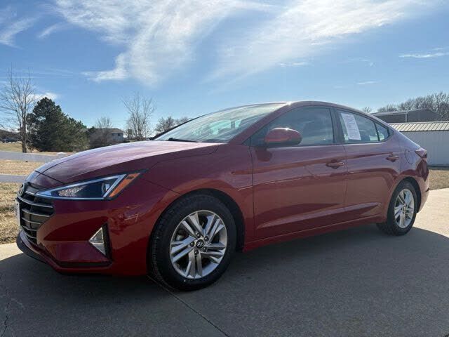 2019 HYUNDAI Elantra