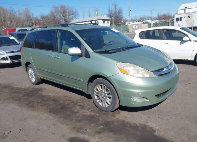2008 TOYOTA Sienna