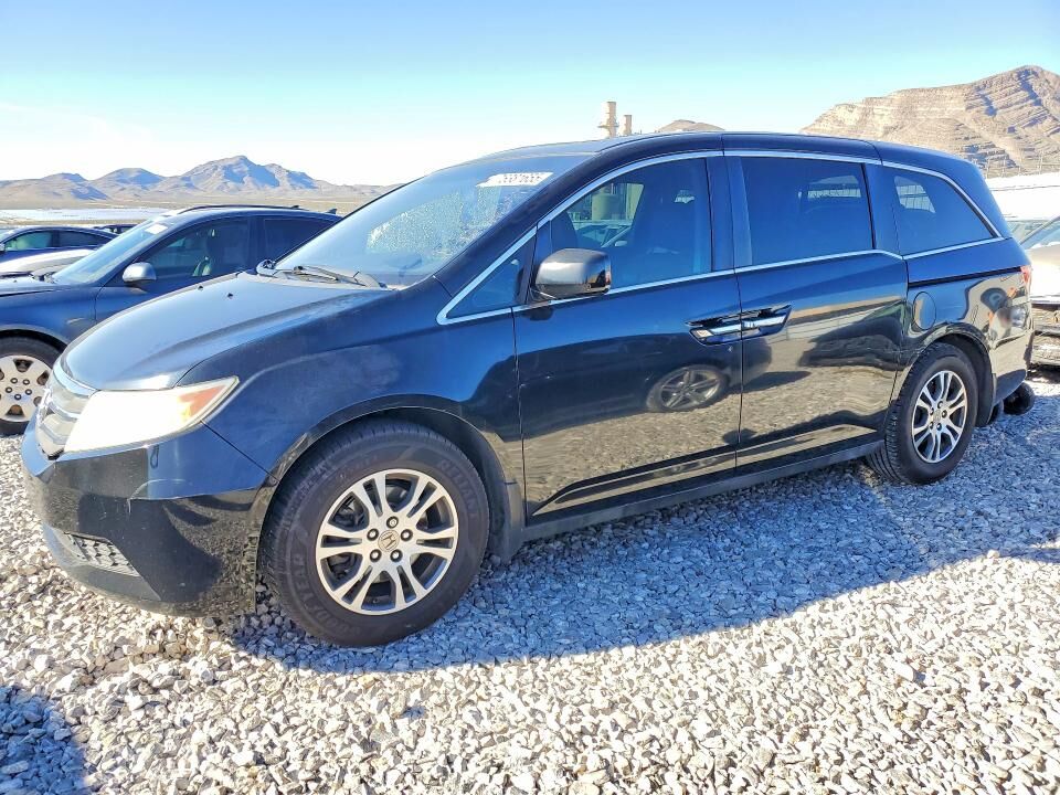 2013 HONDA Odyssey