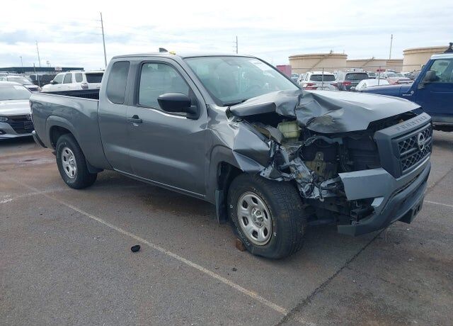 2022 NISSAN Frontier