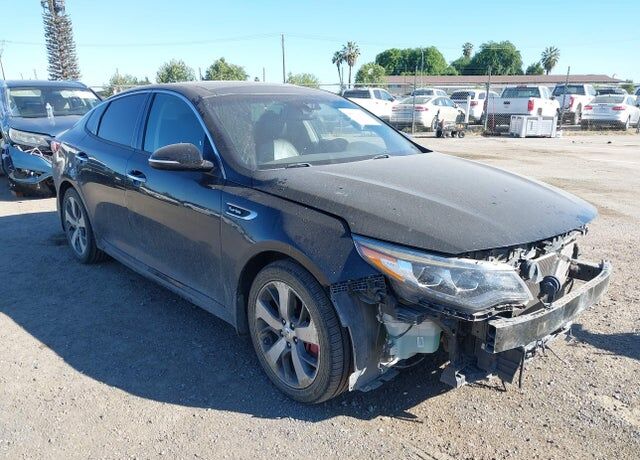 2017 KIA Optima