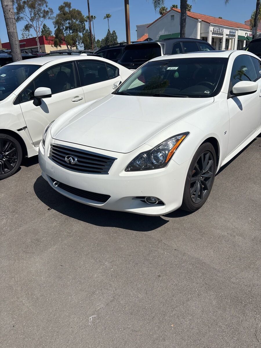 2014 INFINITI Q60