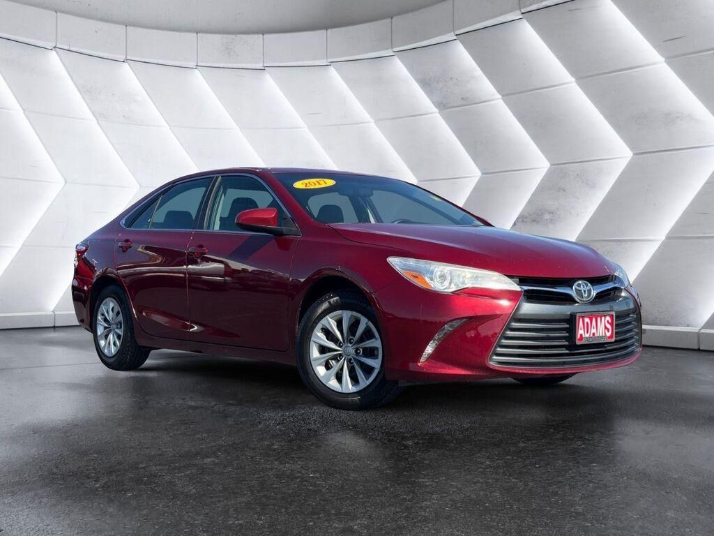 2017 TOYOTA Camry