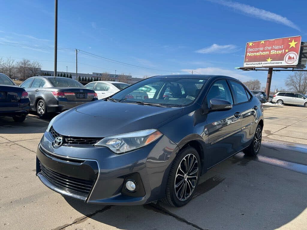 2016 TOYOTA Corolla