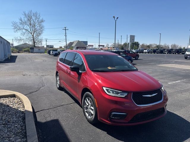 2026 CHRYSLER Pacifica