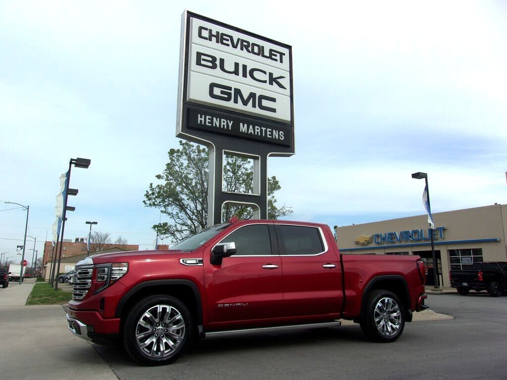 2023 GMC Sierra