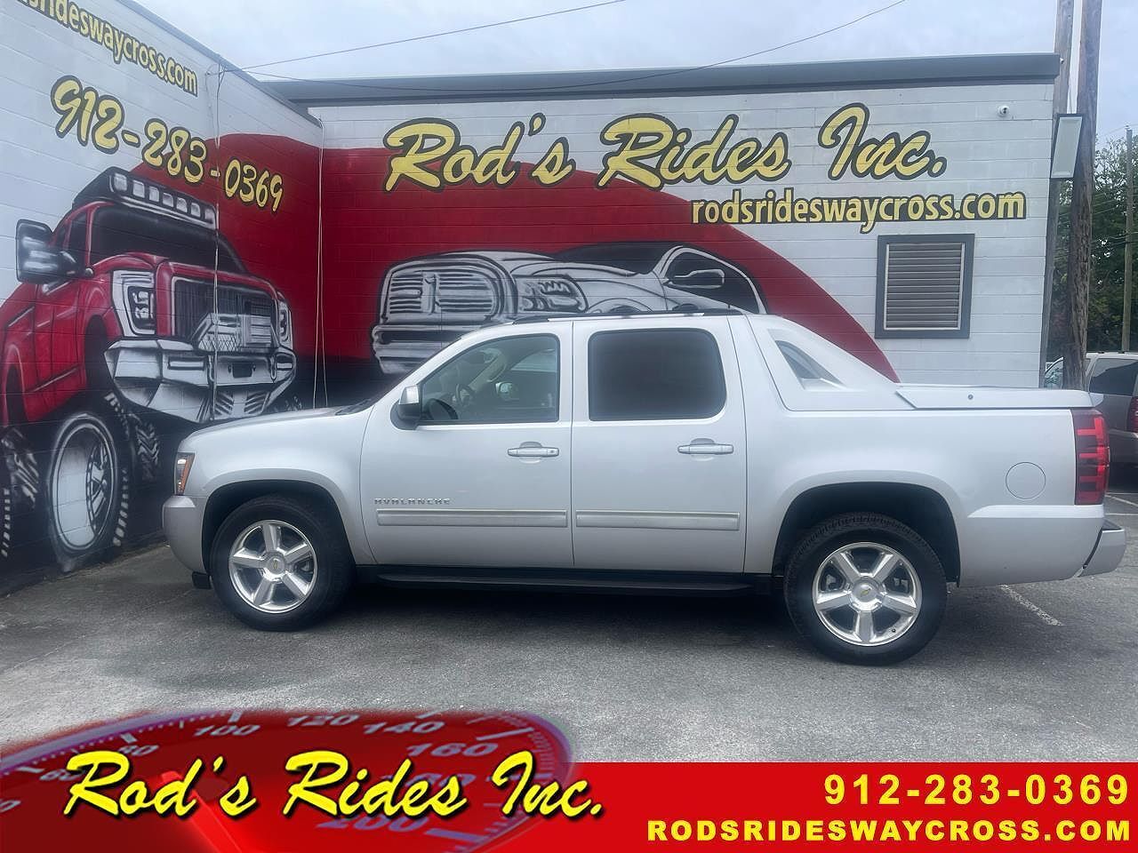 2011 CHEVROLET Avalanche
