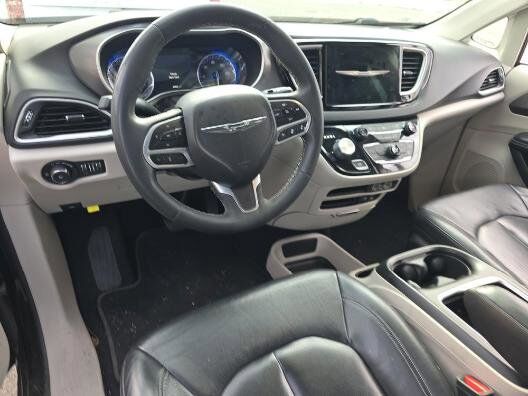 2022 CHRYSLER Pacifica