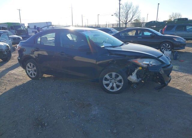 2011 MAZDA Mazda3