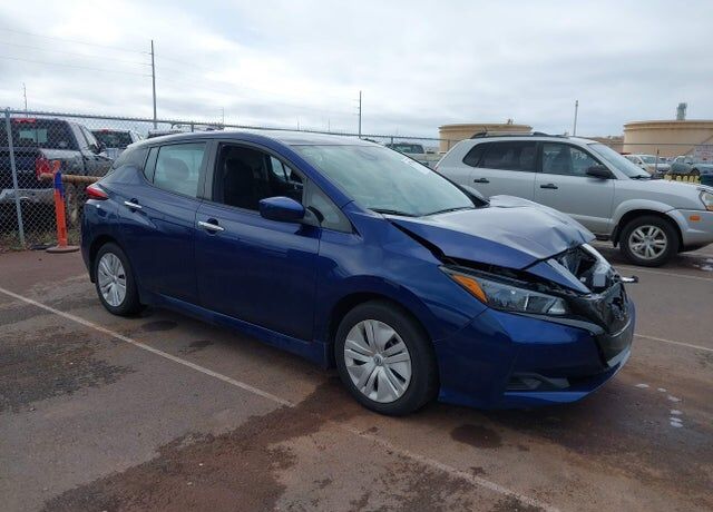 2025 NISSAN Leaf