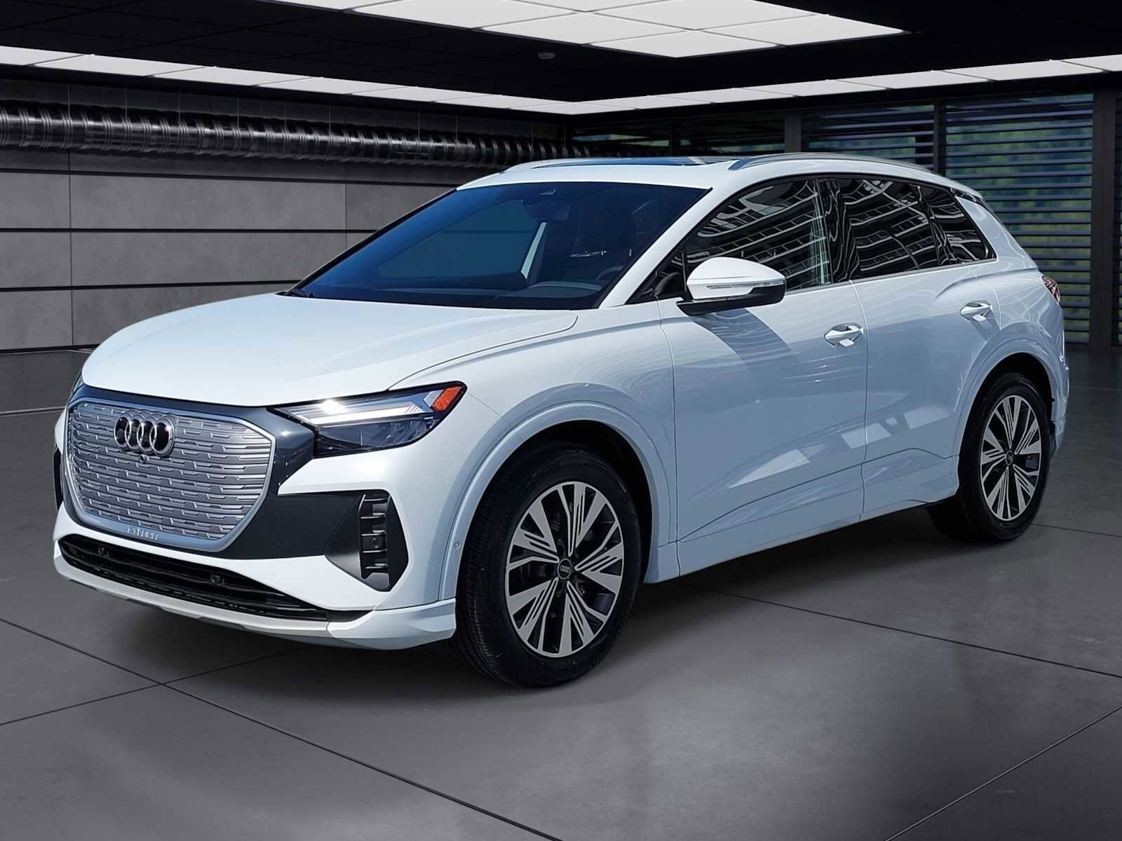 2024 AUDI Q4