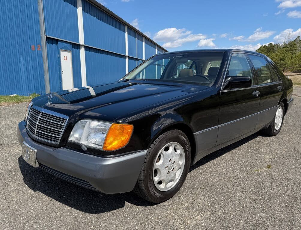 1994 MERCEDES-BENZ S-Class