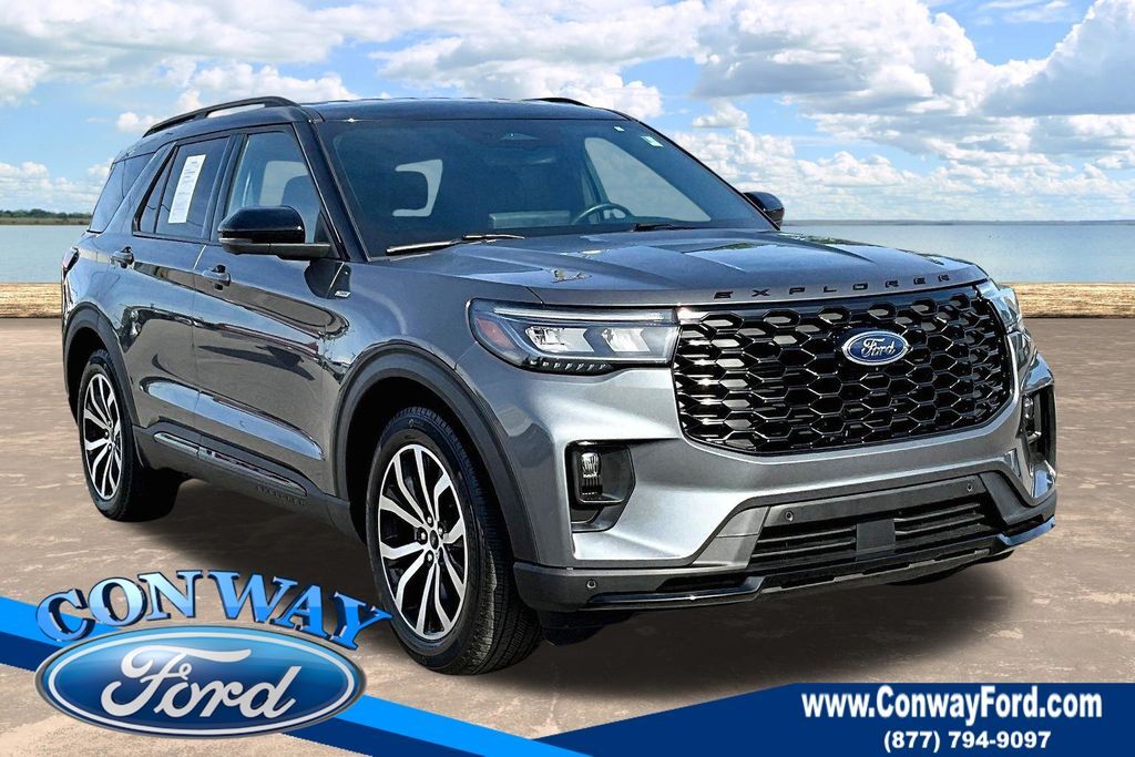 2025 FORD Explorer
