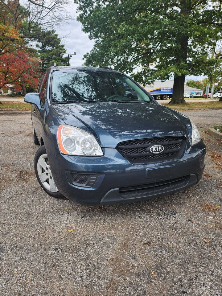 2009 KIA Rondo