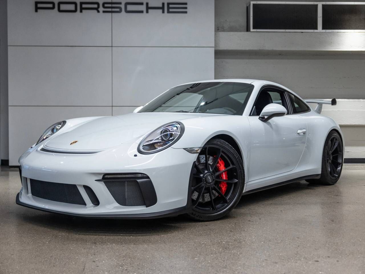 2018 PORSCHE 911