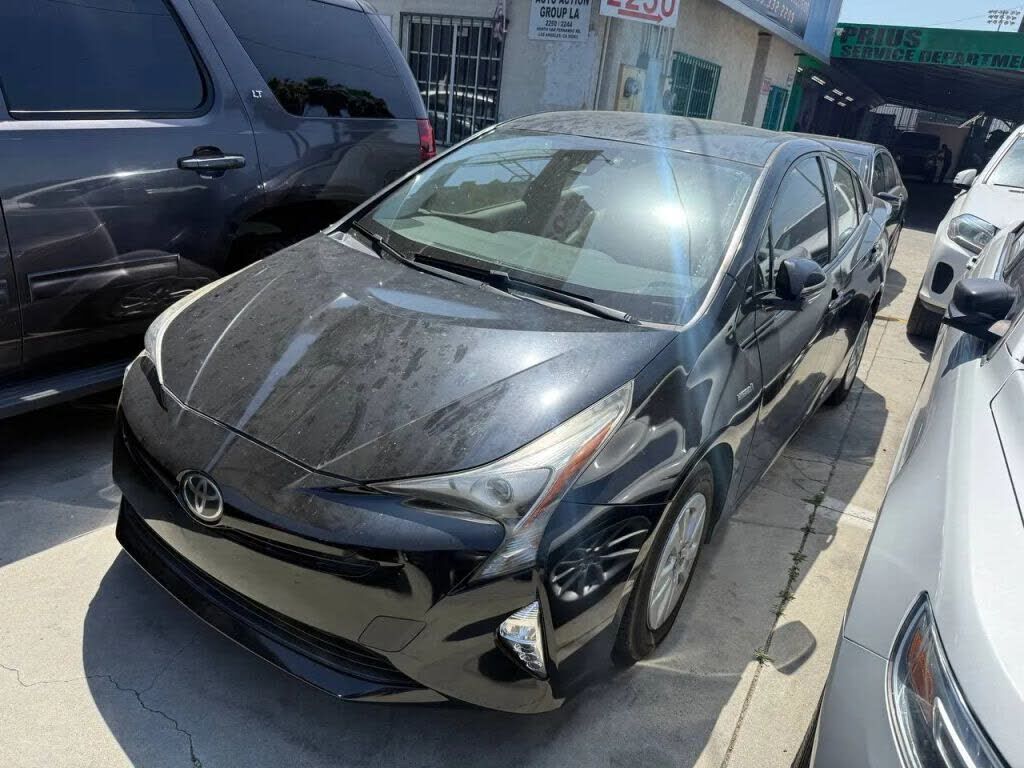 2016 Toyota PRIUS