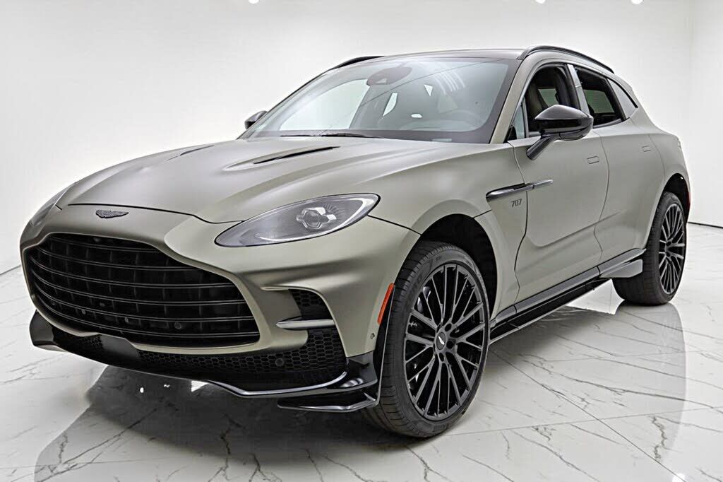 2023 ASTON MARTIN DBX
