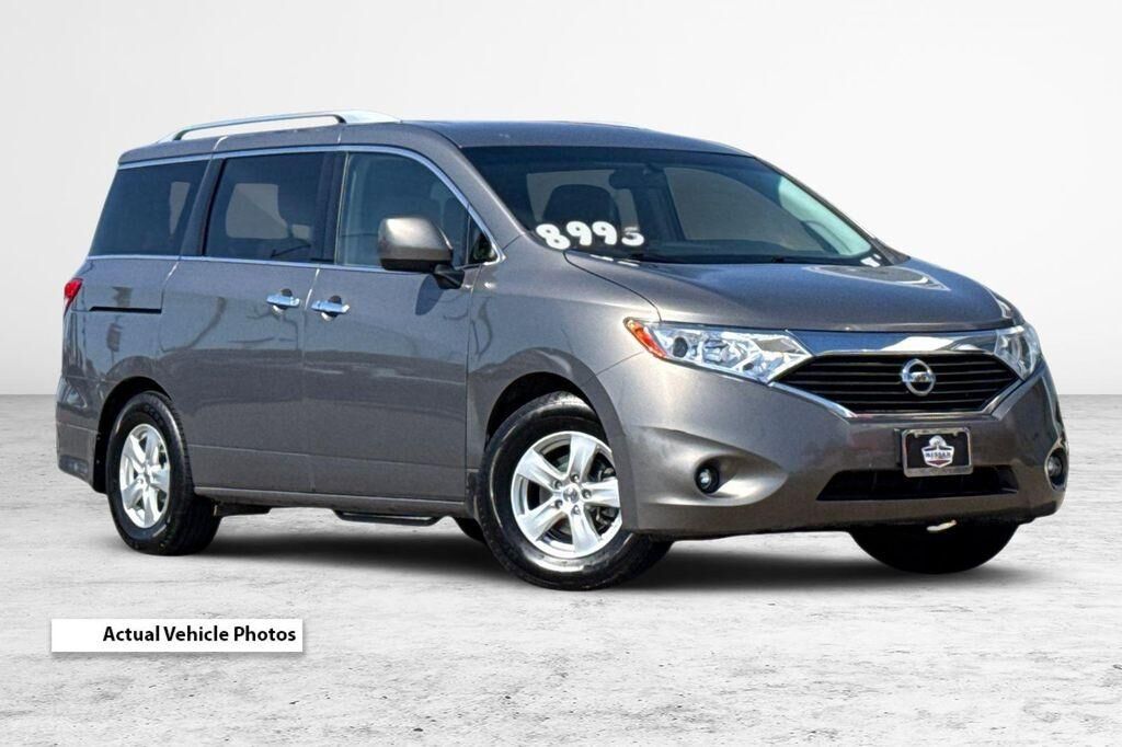 2016 NISSAN Quest