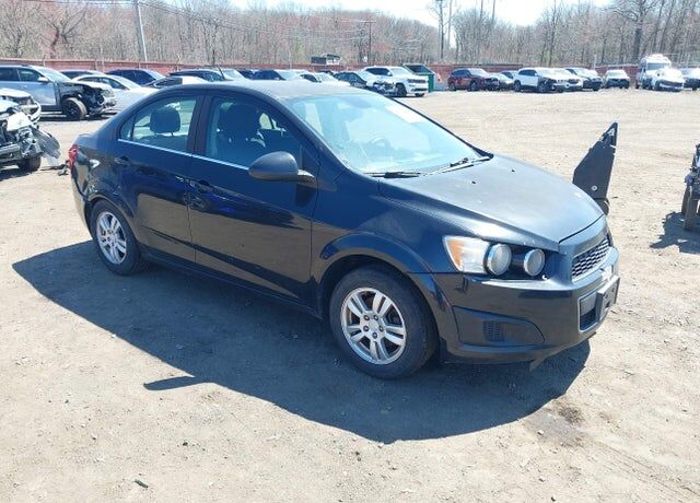 2013 CHEVROLET Sonic