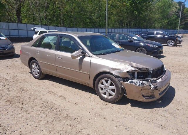 2004 TOYOTA Avalon