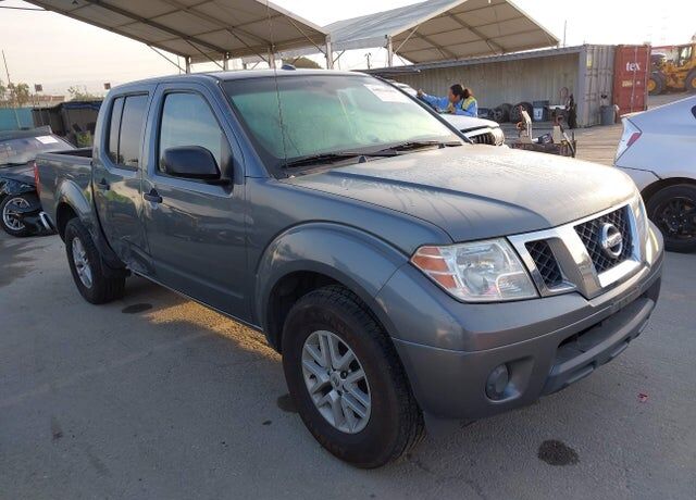 2017 NISSAN Frontier