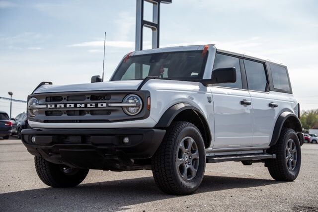 2023 FORD Bronco