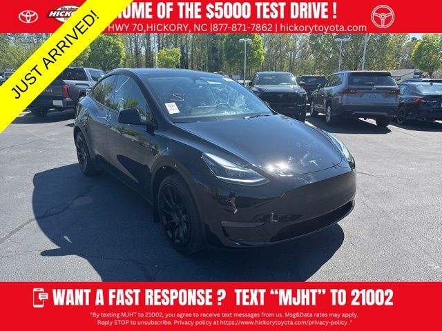 2024 TESLA Model Y