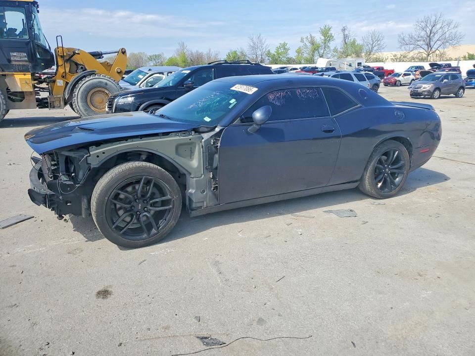 2017 DODGE Challenger