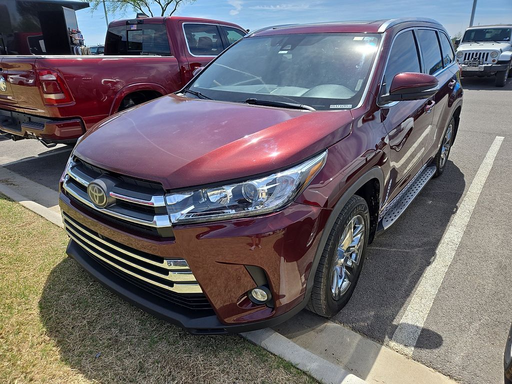 2017 TOYOTA Highlander