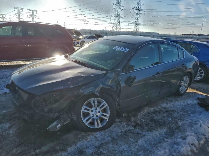2010 NISSAN Altima