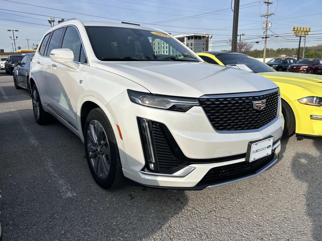 2021 CADILLAC XT6