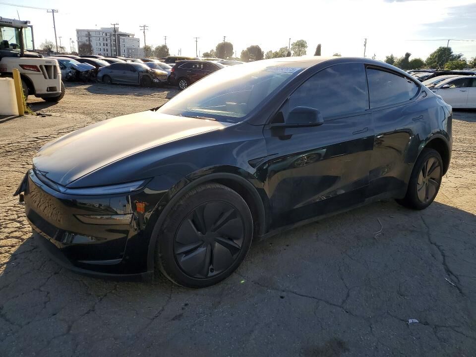 2026 TESLA Model Y