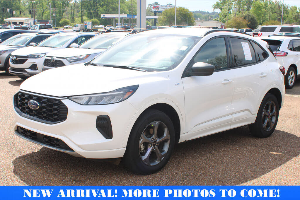 2024 FORD Escape