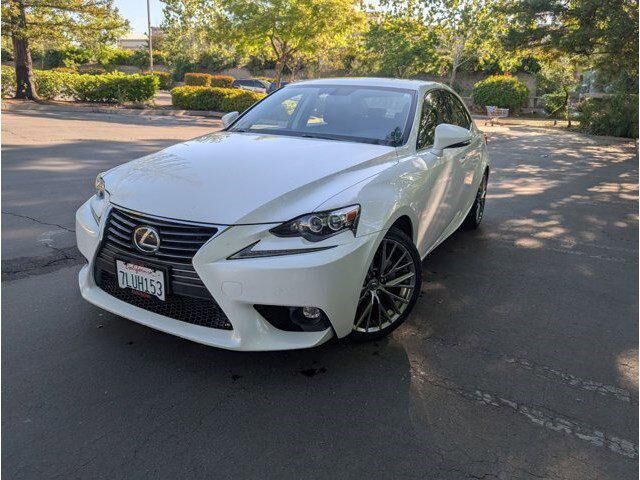 2015 LEXUS IS