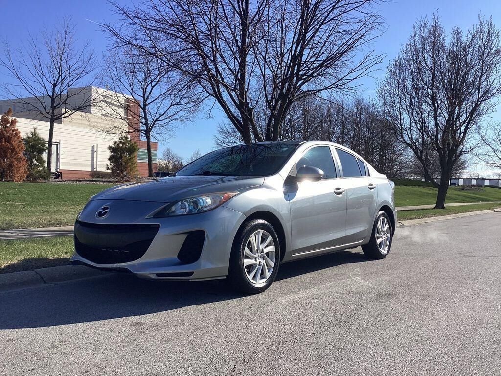 2012 MAZDA Mazda3
